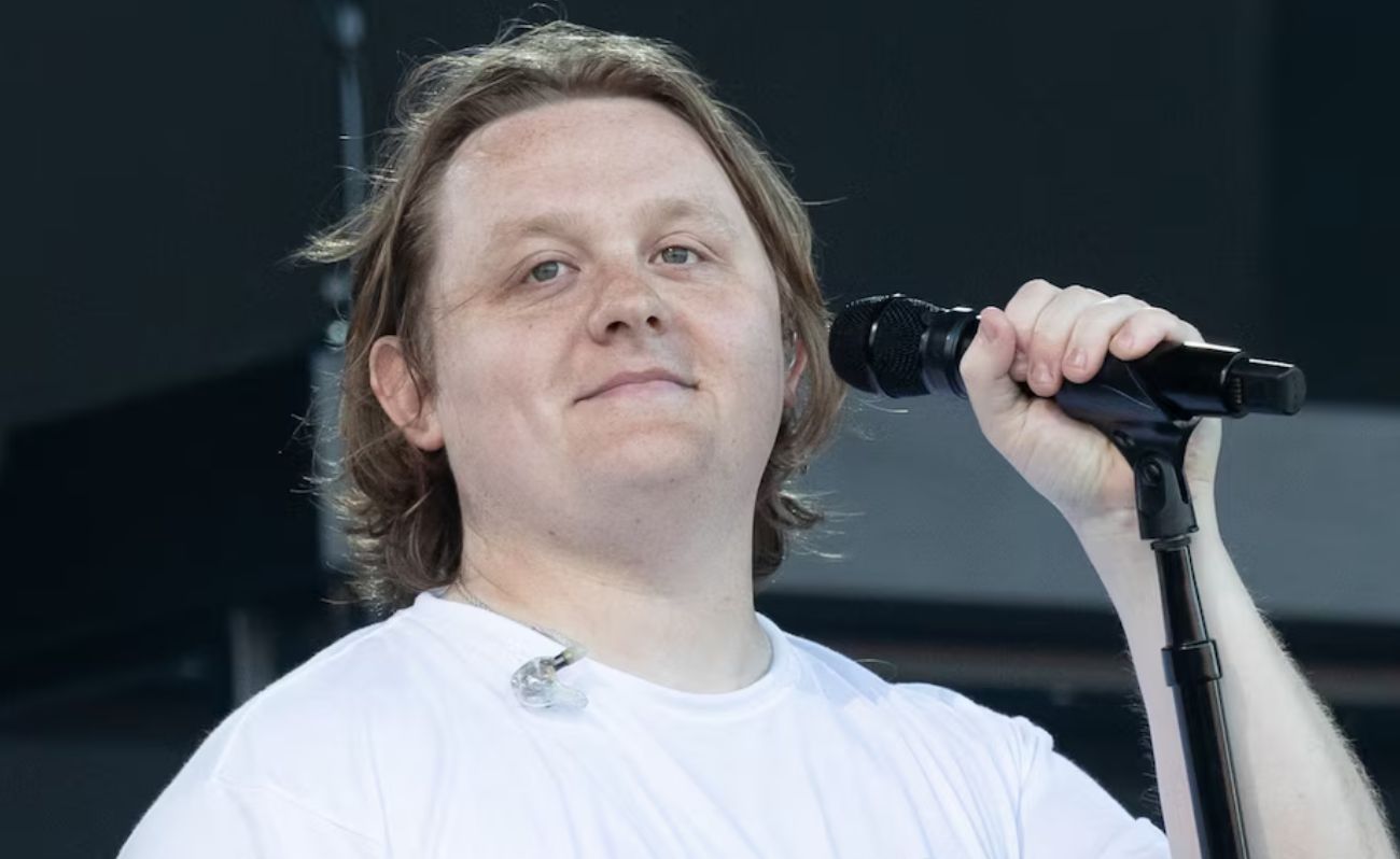 Lewis Capaldi to Perform at Saadiyat Island in January 2026