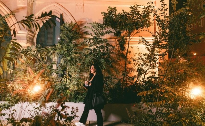 Egypt’s Botanical Studio ‘Flower Bar’ Adds a Green Layer Across CDW