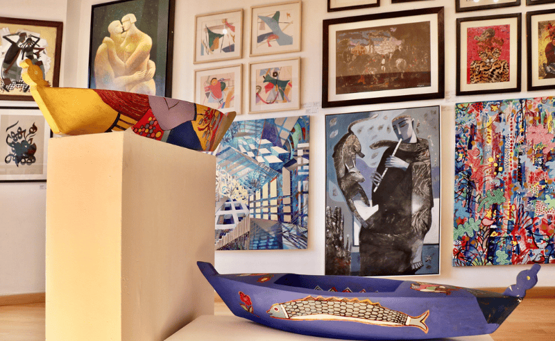 These Art Galleries Let You 'Try' Before You Buy