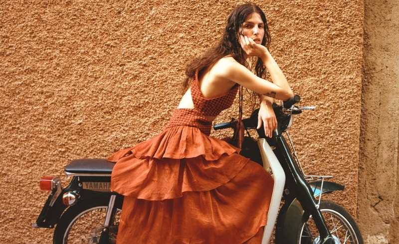 Monochrome Monday: Burnt Orange