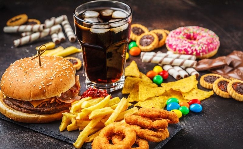 UAE Schools Ban Sugary Snacks & Fizzy Drinks On Campus