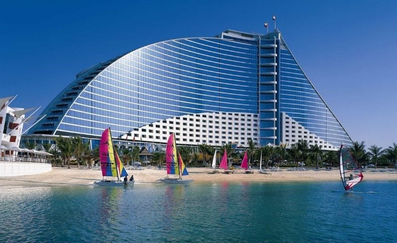 Dubai to Add AI Safety & Women-Only Beach Under Coastal Roadmap