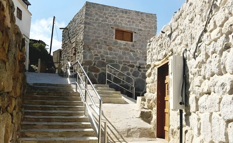 Historic Al Jubail Mosque in Taif Restored After 300 Years