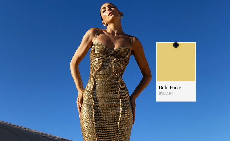 Monochrome Monday: Gold Flake