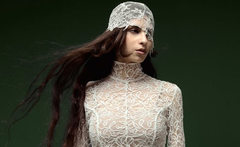 WORD | TÄRA - Mezzaluna 