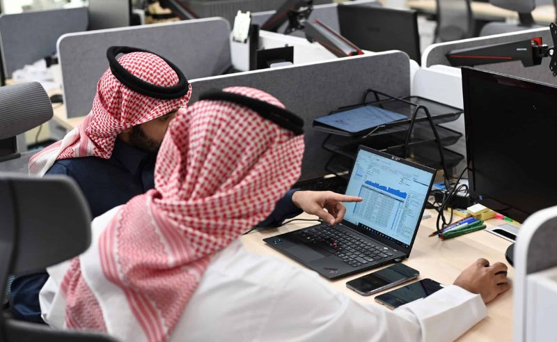70% Saudisation Requirement Takes Effect in Procurement Jobs
