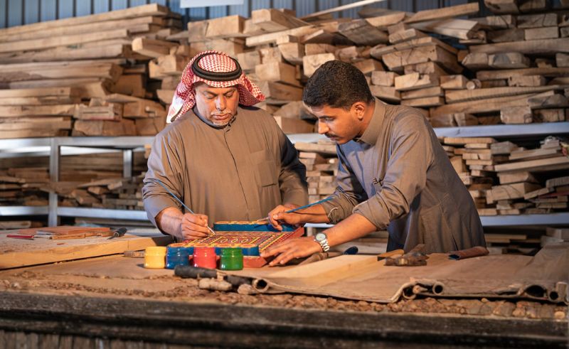 Enrollment Opens for Najdi Door-Making Apprenticeship in Qassim