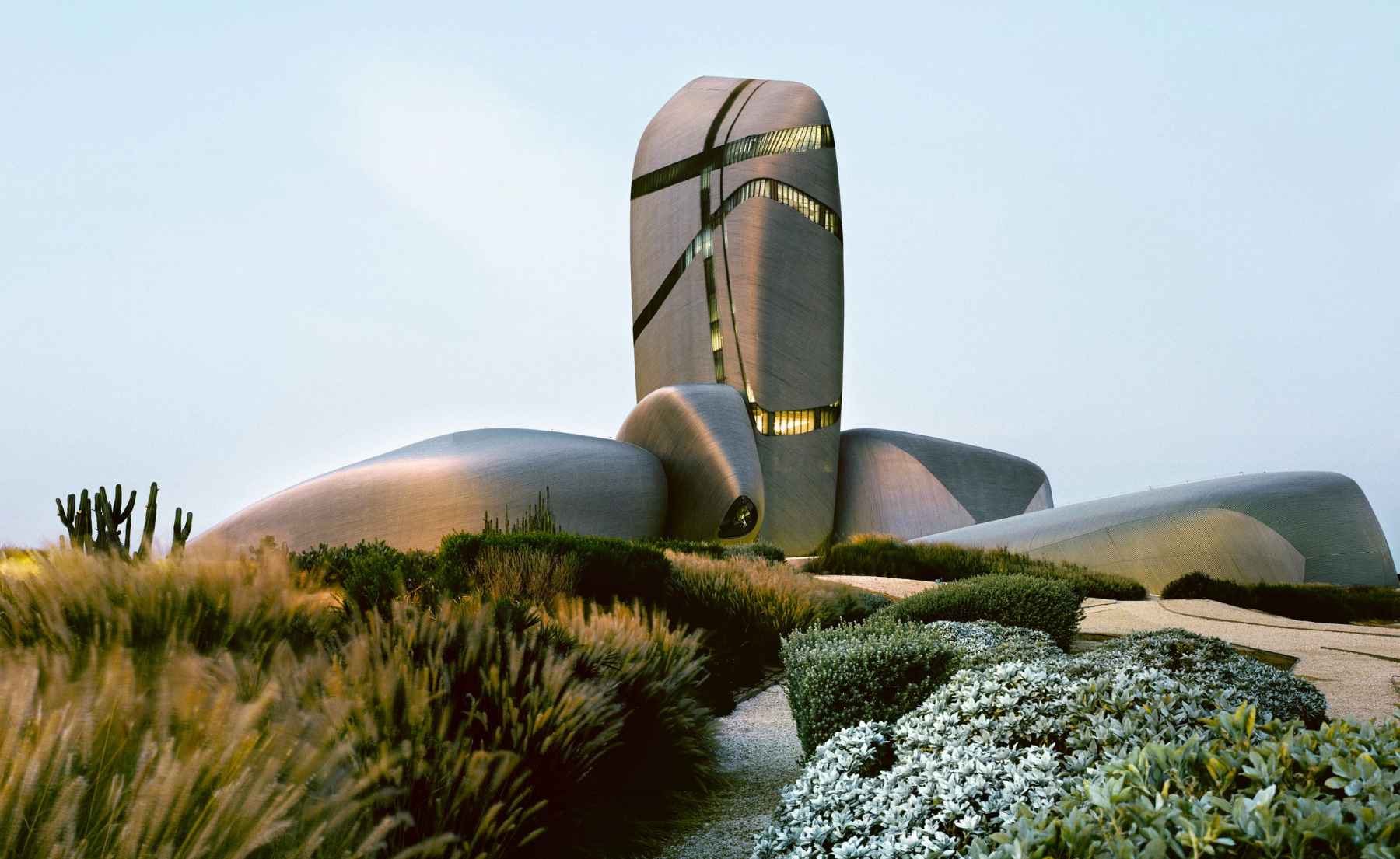 The Rooms We Build for Books: Modern Libraries of the Middle East