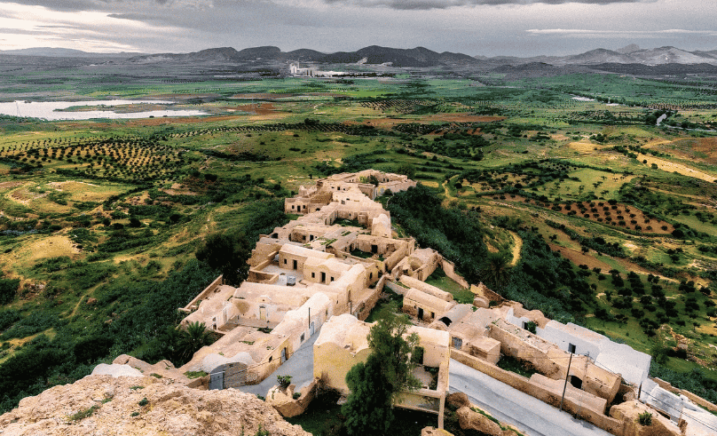 This Tunisian Cliffside Village Can Only Be Reached on Foot 