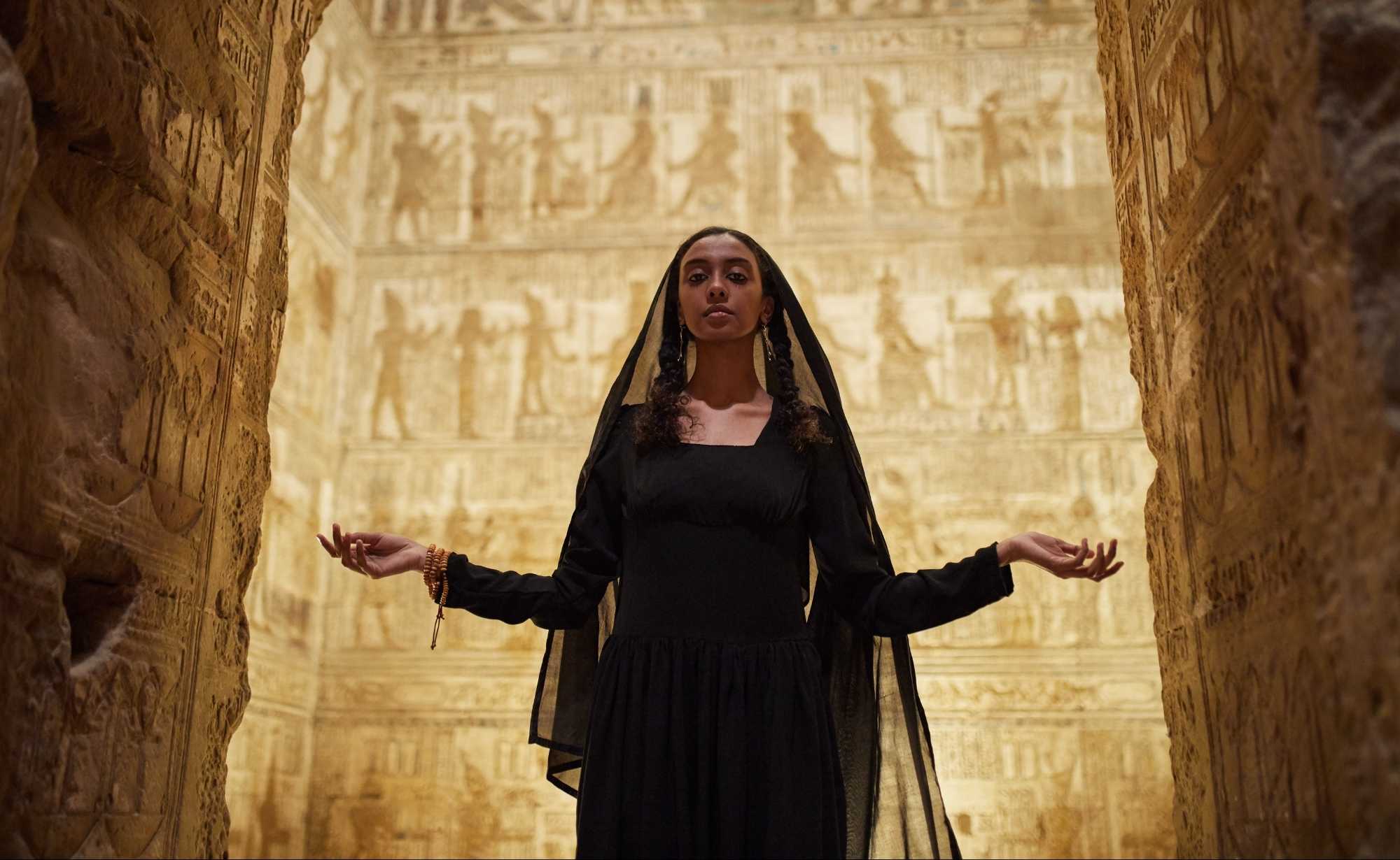 'Dreams of Dendara' Gives Voice to a Forgotten Lineage of Women