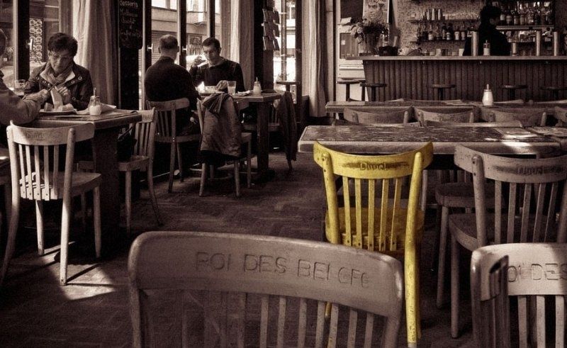 The Chair That Became an Egyptian Icon Through Meuble El Chark