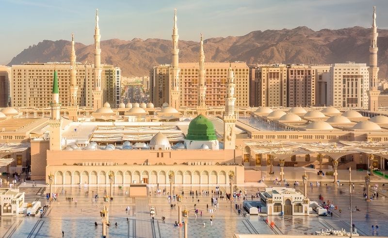 New Service Lets Visitors Check Crowds at Prophet's Mosque in Real Time
