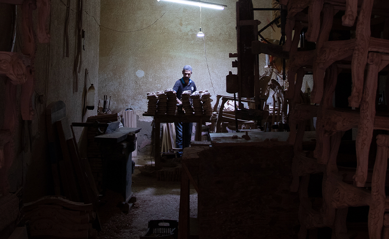 Mariam Ashraf's 'Made of Wood' Documents Damietta's Vanishing Trade