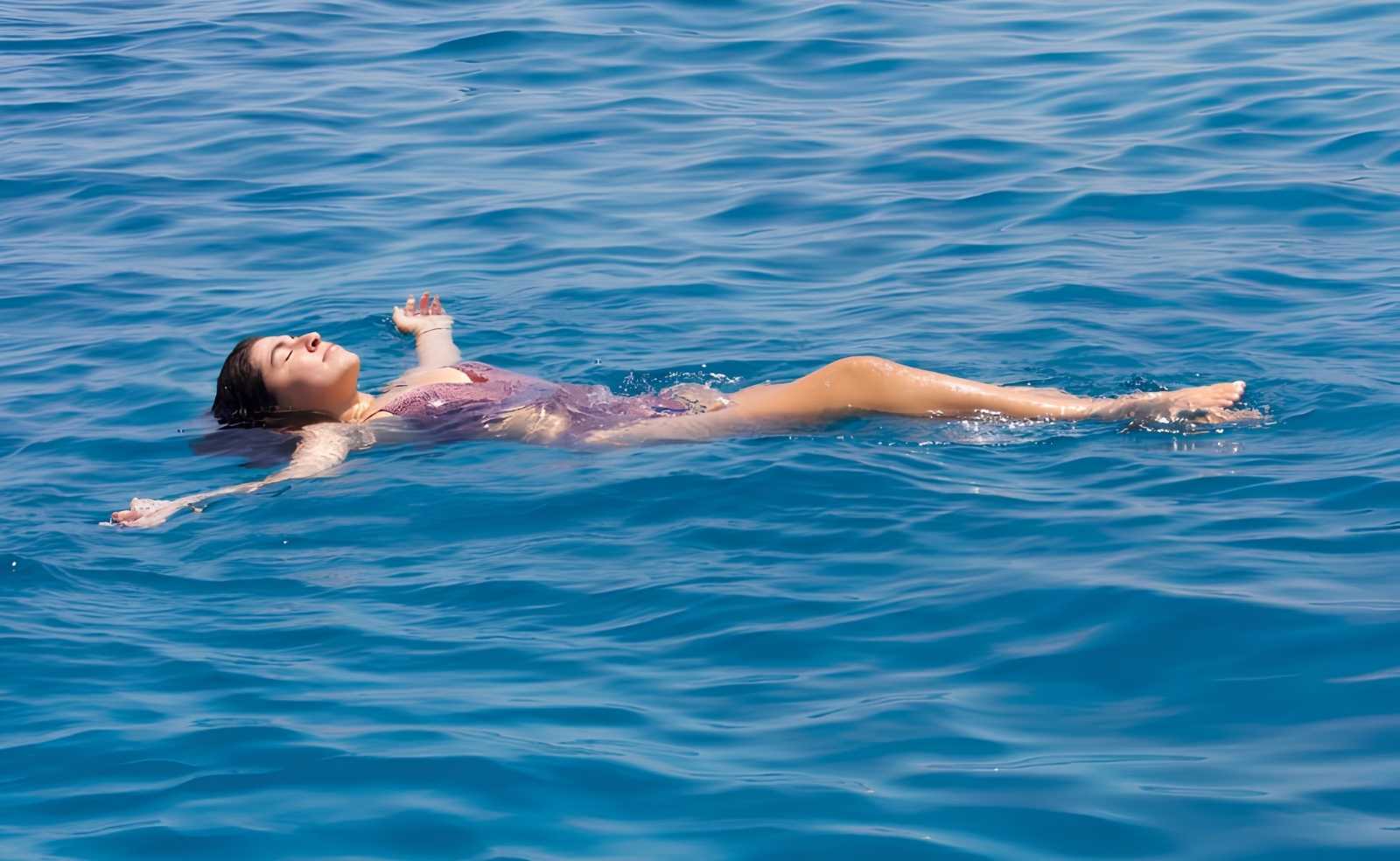Ravel's Dance and Art Retreat Is Taking the Girls to Marsa Matrouh