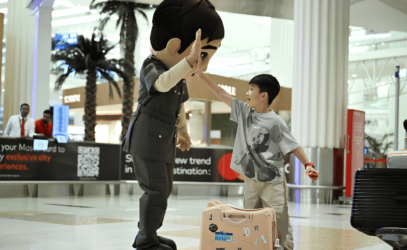 Dubai & Abu Dhabi Airports Welcome Residents Home for New School Year
