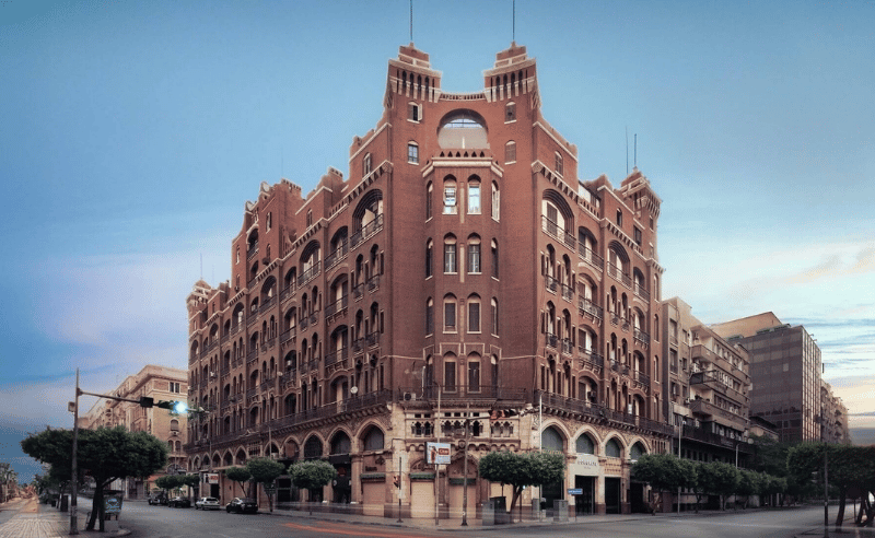 Cinema 3ala El Mashi Turns Downtown Cairo Into an Open-Air Cinema
