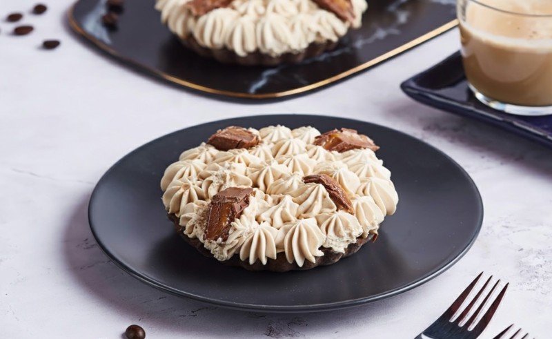 Cakes? Ice Creams? Cook Cake Makes Only That