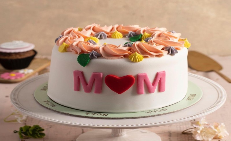 These 9 Desserts Are Perf for a Last-Minute Mother's Day Gift