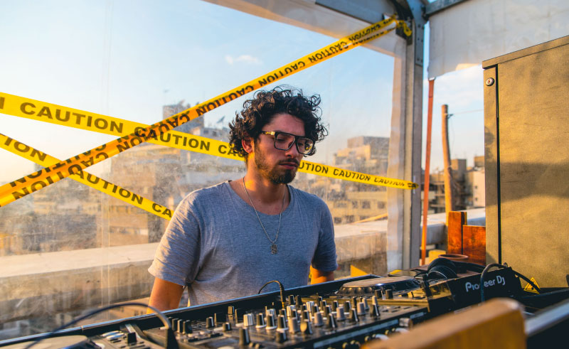 Egypt’s Azaar Dives into Deep House with New Single ‘It’s a Feeling’