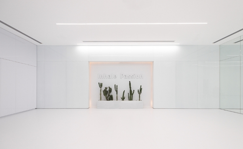 The Olympian Grandeur of LA7 Gym by Echelle Architects