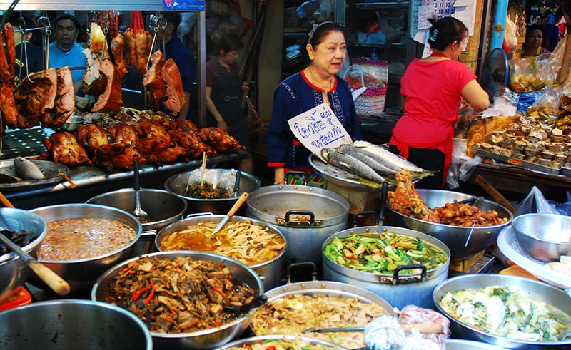 Chasing Chinatown: Inside Maadi's Colourful Hub of Eateries & Markets