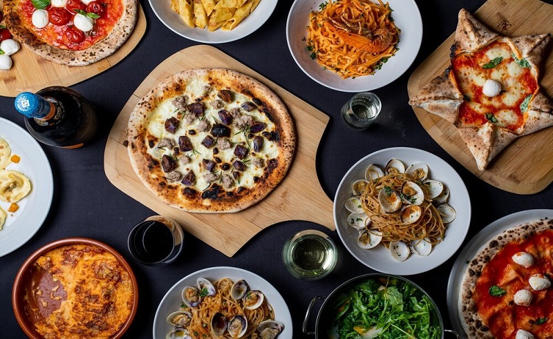 New Cairo's Bellucci Serves Up a Slice of Italy with a Side of Art 
