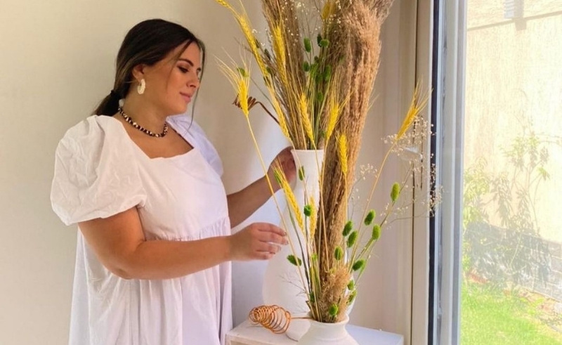 Dried Flowers & Gorgeous Plumes with Pampas Egypt