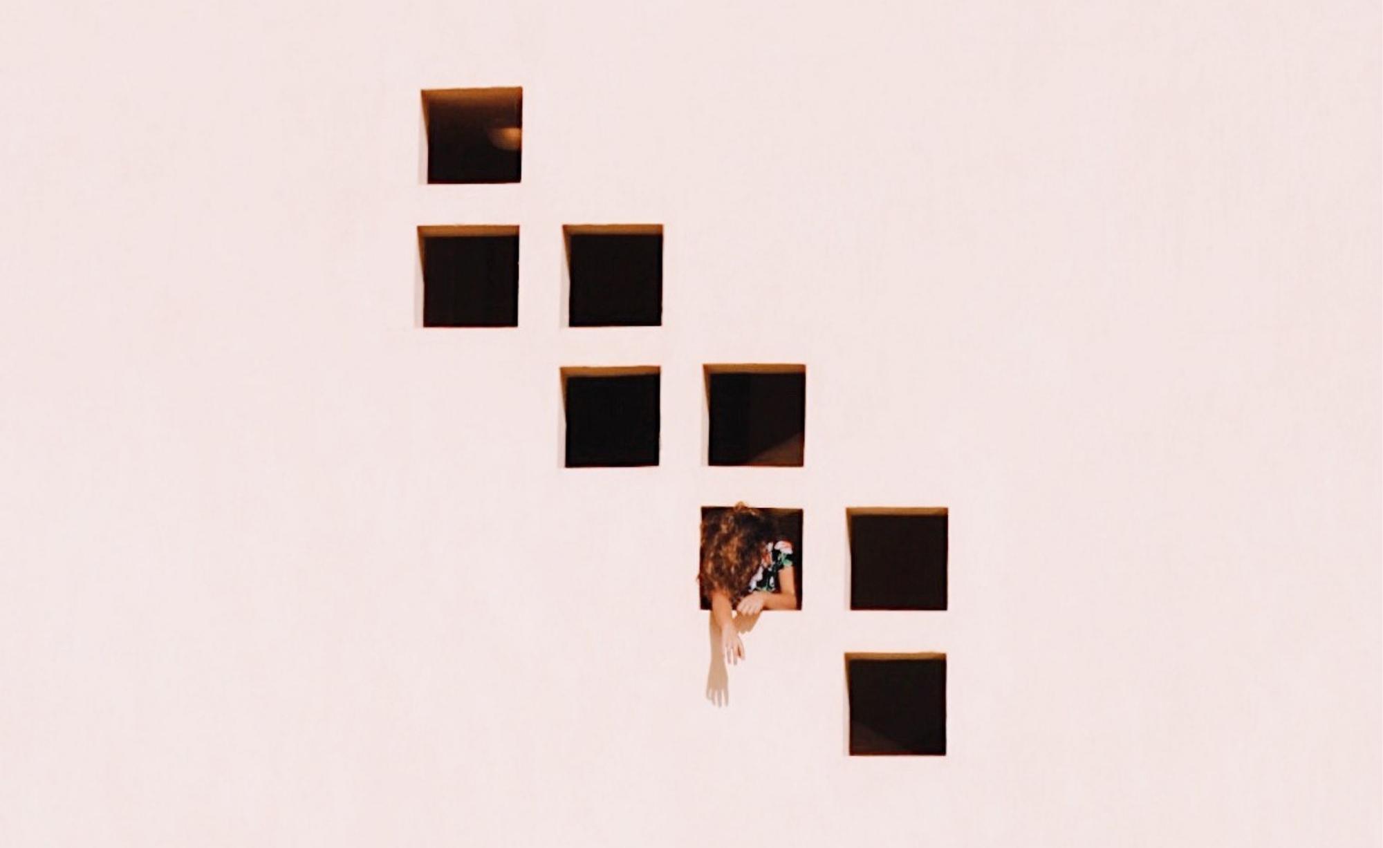 Zooming in on Gouna’s Pure Aesthetics with Photographer Farida Bustani