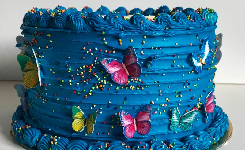 Keika: The Self-Taught Baker Making Retro Inspired Cakes