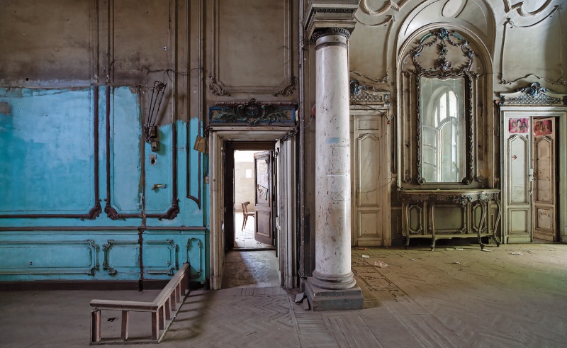 Dust: Egypt’s Forgotten Architecture Captured by Xenia Nikolskaya