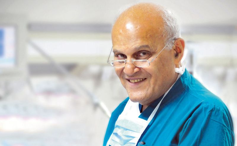 Famed Surgeon Magdi Yacoub to Discuss Upcoming Biography at AUC Tahrir