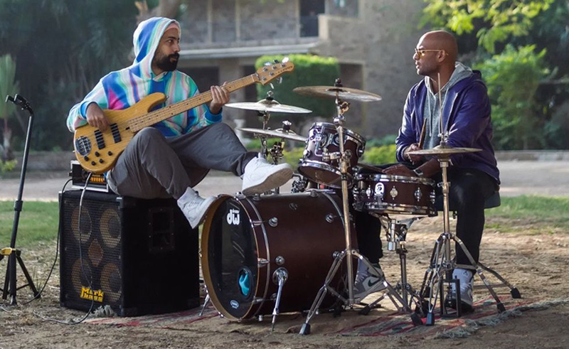 Sharmoofers Release Second Clip ‘Je Suis Malade’ From Latest Album
