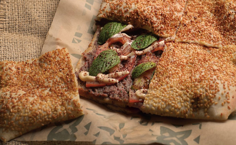 Kaakeh Square Serves Authentic Lebanese Kaak in the Heart of New Cairo