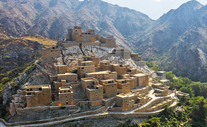 1,300 Year Old Al-Safa Mosque is Undergoing Renovations