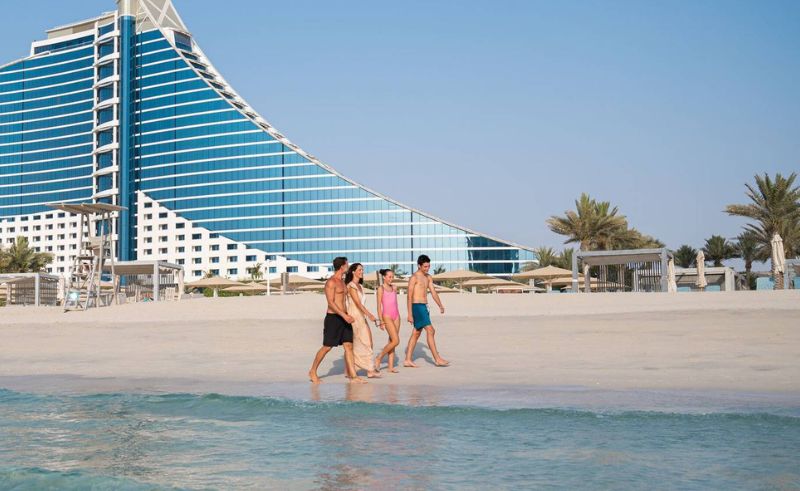 Dubai is Expanding Its Public Beaches by Almost 400%