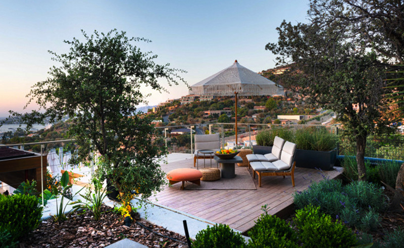 This Boutique Retro Haven Offers Stunning Views of the Turkish Riviera