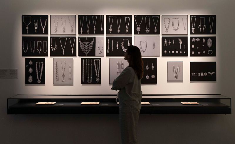 ‘Cartier, Islamic Inspiration & Modern Design’ at Louvre Abu Dhabi