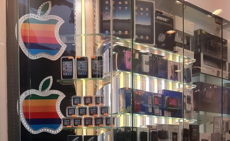 Apple Inc. Files Lawsuit Against Fake Apple Stores in Egypt