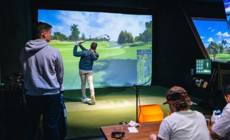 World’s Largest Indoor Golf Venue Opens in Dubai