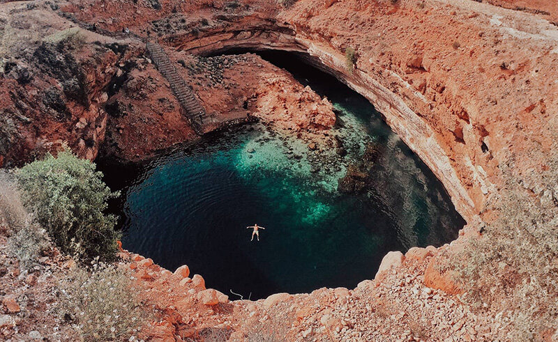 This ‘Shooting Star’ Crater in Oman Is Said to House an Aquatic Demon