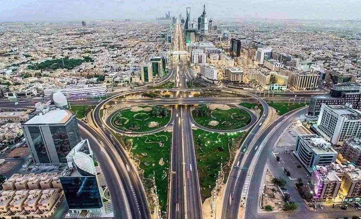 Saudi Arabia Invests USD 800 Million in Riyadh Road Expansion