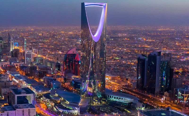 Non-Saudis Now Constitute Nearly Half of the Kingdom’s Population