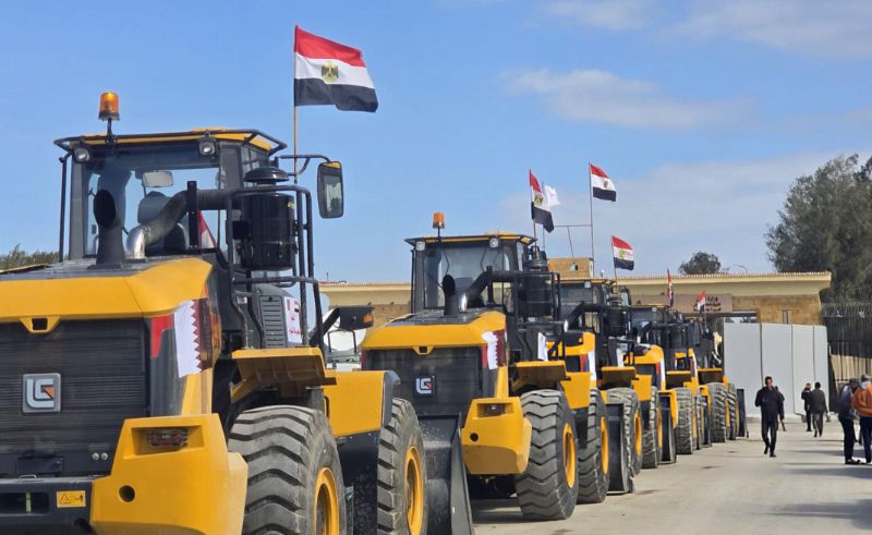 Egypt Sends Reconstruction Equipment to Gaza