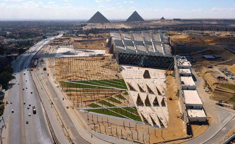 Giza Pyramids Site to Begin Trial Operations With New Entrance