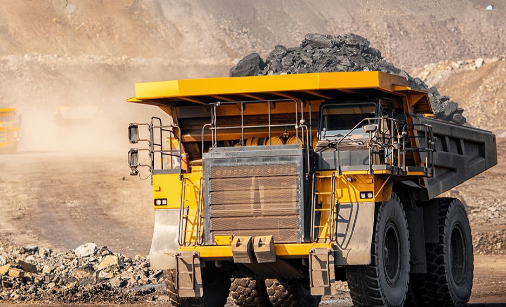 Ministry of Industry Awards SAR 366 Million in Mining Licences