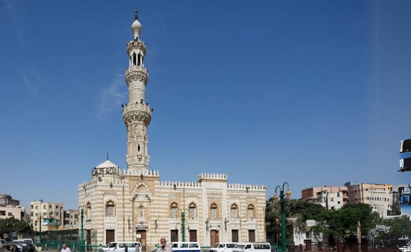 Medieval Wall Fragments Found During Al-Sayeda Aisha Square Revamp