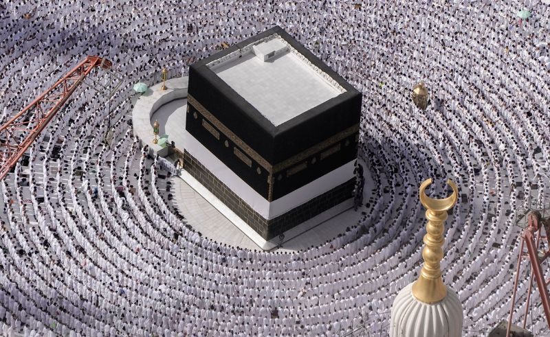 Saudi Arabia Deploys Drones to Monitor Unauthorised Hajj Pilgrims