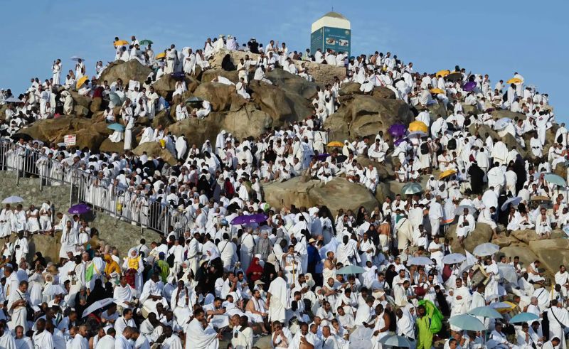 937 Medical Hotline Offers Multilingual Support for Hajj 2025