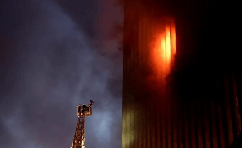 Fire Reignites Inside Ramses Telecom Building in Downtown Cairo