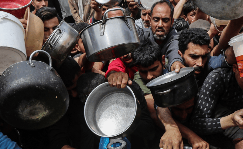 Aid Trucks Enter Gaza as Israel Announces Daily Tactical Pause